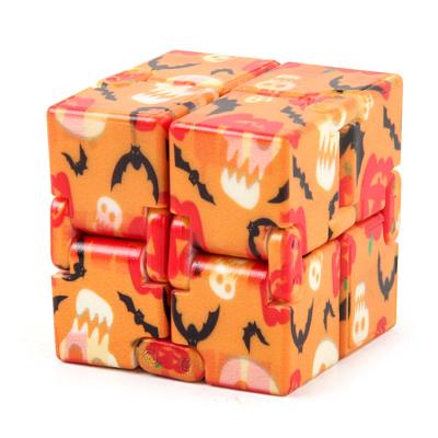 China Pink Christmas Infinity Blocks for Halloween Spooky Person Toys Blocks, Christmas Puzzle for Kids Magical Gifts, Stress and Anxiety Relief Tools for sale