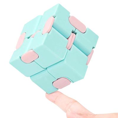 China Plastic infinity cube fidgety person toy, stress and worry relief toy, fidgety cube hand relaxation toy for adults and kids to kill time for sale