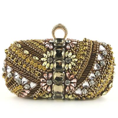 China Handmade Bag 2022 New High Quality Pearl Embroidered Diamond Women's Ladies PORTABLE Fashion Ring Buckle Clutch Evening Clutch Bag for sale