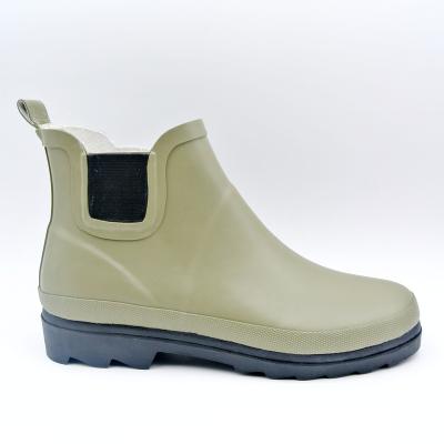 China Fashion Trend Shortcut Low Women's Traditional Chelsea Rain Boots In Light Green Color With Black Sole for sale