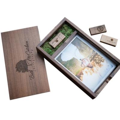 China Wooden Photo Album Wooden Box (5*7 Print Inch) USB 3.0 Flash 128GB 64GB Pendrive DIY Engraved LOGO Wedding Memory Photography Studio for sale