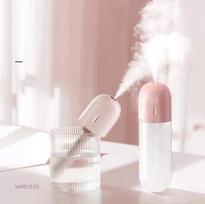 China Creative Magic Air Mini Fragrance Humidifier Different Spray Modes Spray OEM Stick Shape Diffuser Homeuse Usb Usb Air Humidifier for sale