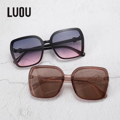 China 2020 Best Quality Square Polarized Oval Custom Sports Fashion Sun Oversized Sunglasses For Women for sale