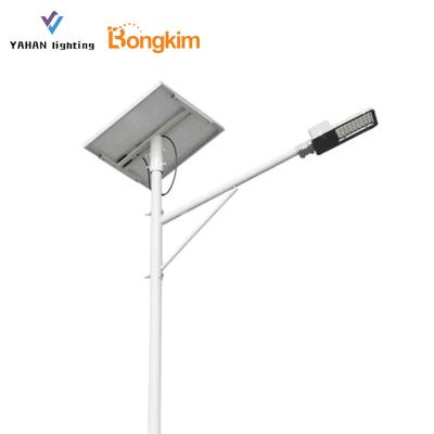 China Outdoor Square With Pole Size 5M 6M 7M 8M 10m LED Street Light Parts Customized Solar Post for sale