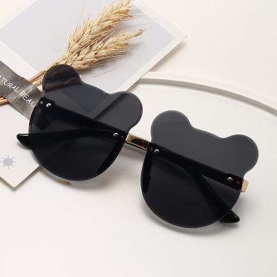 China 2022 Square Fashion Trendy Gradient Kids Sunglasses Rimless Cartoon Bear Shape Girls Boy Toddler Baby Sunglasses for sale