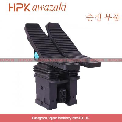 Cina Valvola idraulica del pedale del piede, escavatore Parts di R200-5 R210-5 Hyundai in vendita