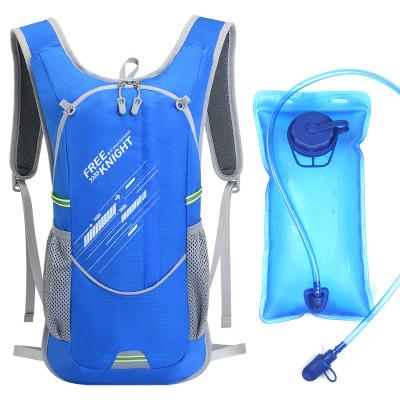 China Lightweight FREE Custom Hydration Pack Waterproof Hydration Bladder 2L Cycling Running Backpack With Water Bladde Available In 6 Colors for sale