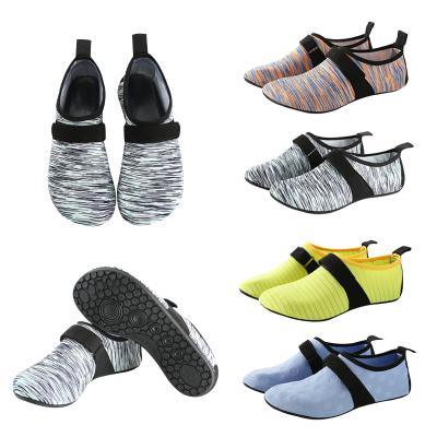 China Water Proof Soft Skin Neoprene Beach Shoes Socks Peel Qua Beach Plastic Rubber Soft Shoes for sale