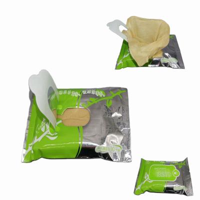 Cina Cleansing Cloth Pure Water Biodegradable Bamboo Cloths For Baby Skin Cleansing Disposable Bamboo Baby Wipes Whole Price in vendita