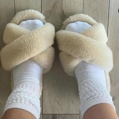 China Fashion sporty custom ladies slouch sock women soft calcetin white fashion slouch socks cable knit ready to ship for sale