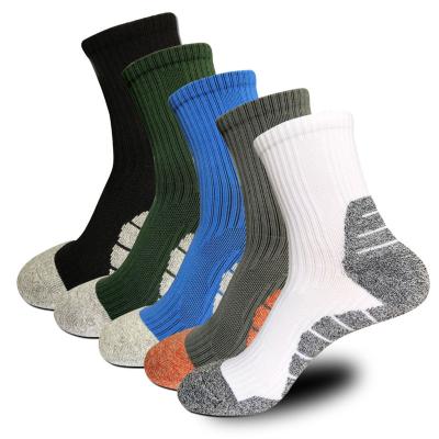 China Men's Crew Socks Breathable Custom Performance Crew Socks 100 Cotton Sports Socks for sale