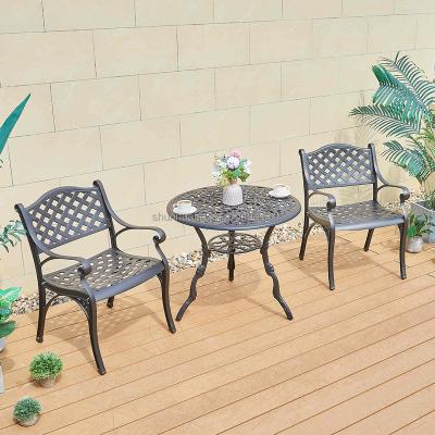 China Water Proof Balcony Furniture Small Round Table The Cast Aluminum Coffee Table Set for sale