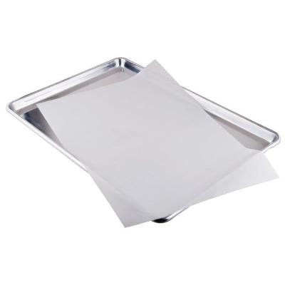 China Customized Greaseproof Color Mini Easy Cut Greaseproof White Silicone Roll Baking Square Paper Liner 50m for sale