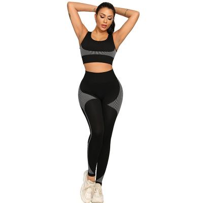 China Breathable Running Exercise Yoga Knit Set Running Fitness Suit For Women for sale