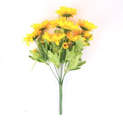 China Large Home Wholesale Sunflower Artificial Flowers 10 Decotation Bouquet Forks Of Silk Flower For Home/Wedding Decorations for sale