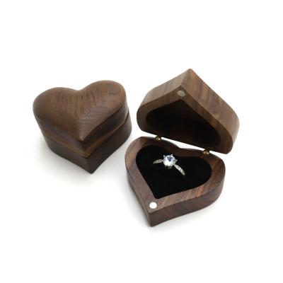 China Return to Antiques Vintage Wedding Ring Box Solid Wood Heart Shaped Flip Earrings Ring Storage Box Jewelry Box for sale