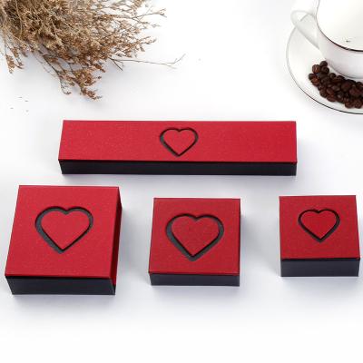 China Heart Paper Wholesale Jewelry Box Stain Vintage Exquisite Jewelry Box The New Cheap Jewelry Box for sale