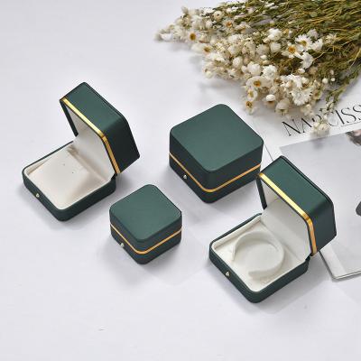 China Factory Price Wholesale Custom PU Leather Jewelry Ring Box For Jewelry Packaging for sale