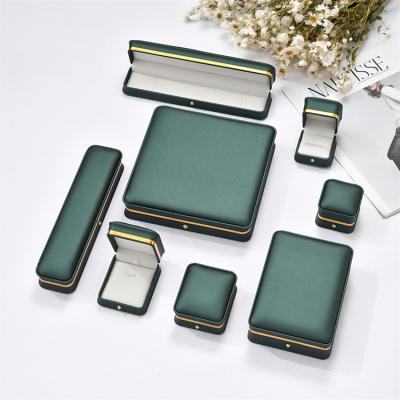 China The Latest Hot Selling Luxury Jewelery Gift Box Jewelery Packaging Box Packaging Box for sale