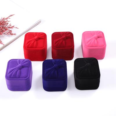 China Multicolor Velvet Classic Rose Velvet Ring Box Cheap Jewelry Boxes Fast Shipping Velvet Jewelry Boxes for sale