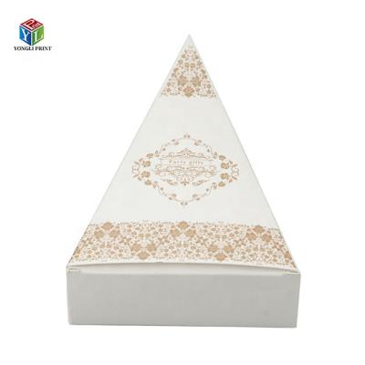 China Recycled Materials Wholesale White Paper Packaging Cake Boxes In Bulk for sale