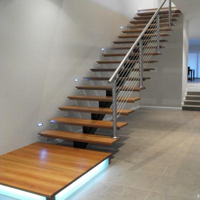 China Modern Modern Staircase Design Low Cost Glass Staircase for sale