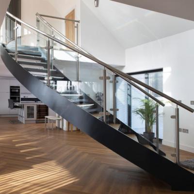 China Modern Luxury Villa Stairs Indoor Curved Marble Staircase for sale