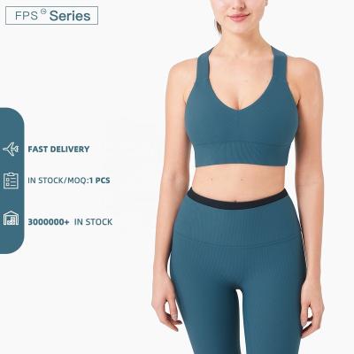 China Low Moq Breathable Women Sports Bra With Deep Back Hollow Out Workout Neck Yoga Tops Skin-Friendly for sale