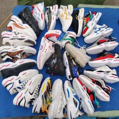 China Original fashionable hot sale steel toe shoes running sports sneakers newcomer fashion cheap used shoes in balls branded trainers for sale