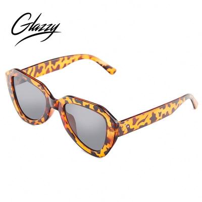 China Fashion Sunglasses 2022 New Fashion Women Custom Logo Triangle Sun Glasses Retro Shade Vintage Round Sun Glasses for sale