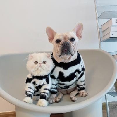 China Autumn And Winter Fashion Lovely Viable Scare Grain Medium And Small Mink Pet Comfortable Sweater Cat Dog Clothes for sale