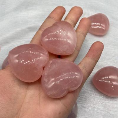 China Europe Crystal Heart Rose Quartz Hearts Healing Stones Craft Unique Gemstones Gifts Souvenir for sale