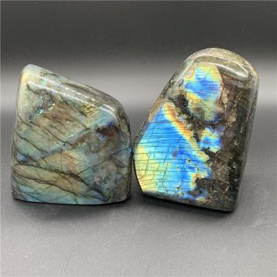 China Strong flash of natural labradorite decoration stones crystal therapy stones freefrom Europe for sale