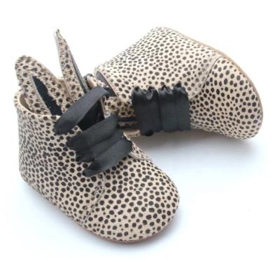 China Cotton Fabric Leopard Print Rabbitear Design Kids Snow Boots Baby Winter Baby Sport Shoes for sale