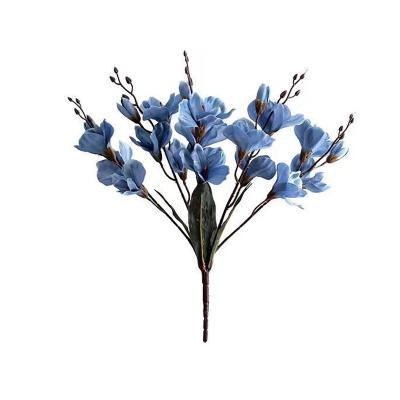 China Modern The factory sells simulated magnolia flowers for wedding decoration for sale