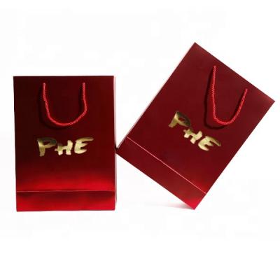 China Recyclable Luxury Custom Gold Foil Champagne Bottle Print Logo Red Wine Paper Carry Bags for sale