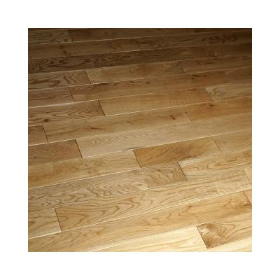 China Traditional Hot Selling High Quality China OAK Solid Wood Flooring for sale