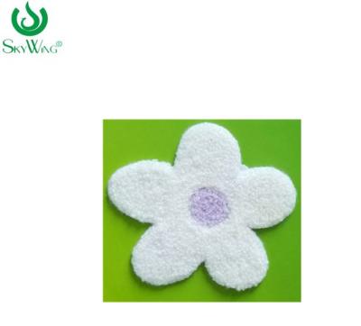 China 3D Flower Chenille Embroidered Patches 2019 New Design Simple Patches For Kids for sale