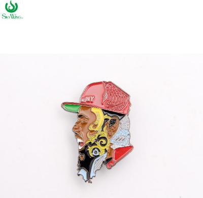 China Europe fashion lapel pin badge for sale