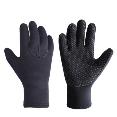 China Provide protective hands and protectors hand protection surf gloves made of premium thermal protection neoprene material for sale