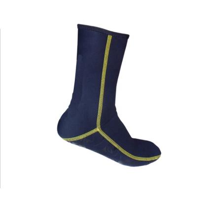 China Waterproof Black Neoprene Beach Sports Foot Diving Kayaking Socks for sale