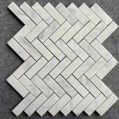 China Parquet Honed Carrara High Quality White Herringbone Marble Stone Mosaic for sale