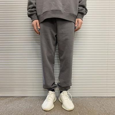 China Anti-wrinkle fashion fleece solid color thick sweatpants customizes logo 480gsm heavyweight sweat gym pants for men for sale