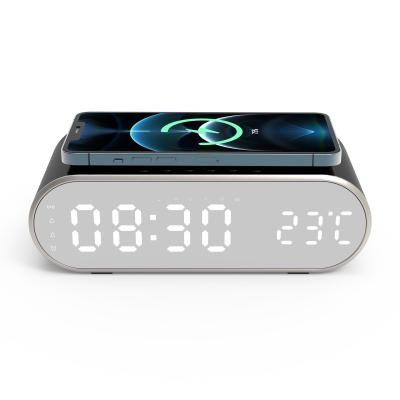 China Custom QI fast wake-up charging station multi-function wireless mobile phone radio charging wireless charger for sale