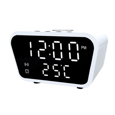 China 10W LED Digital Display Calendar Electronic Alarm Clock Wireless Charging Wireless Charger for sale