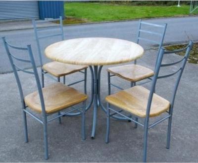 China Modern ROUND TABLE AND 4 CHAIRS METAL FRAMED WOODEN FURNITURE for sale