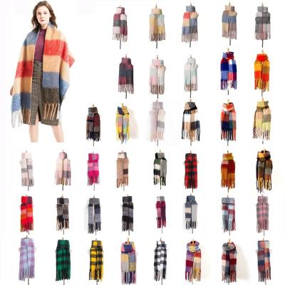 China High Quality Eco-friendly Winter Thickened Thick Tassel Plaid Scarf Women Shawl Women Scarf for sale