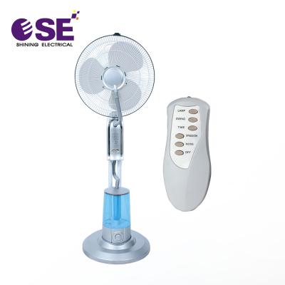 China Hotel Europe Oscillating Mist Fans 16 Inch Adjustable Spray Pedestal Fan With Remote Control for sale