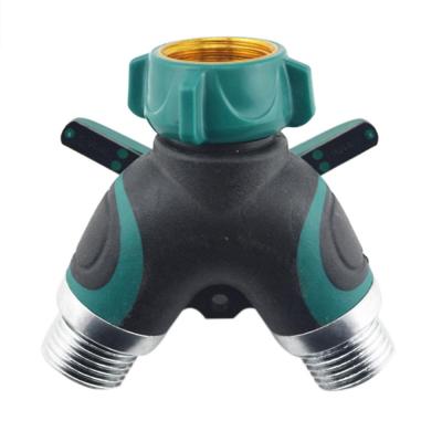 China Garden Tools For Irrigation Most Popular Agricultural Garden Outlet 2 Way Water Hose Pipe Splitter Connectors for sale