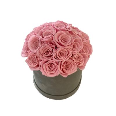 China Customized Wholesale Handmade Valentine's Day Gift Eternal Preserved Flower Bouquet Preserved Roses Box for sale